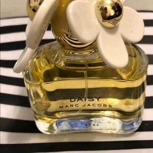 Marc Jacobs Daisy